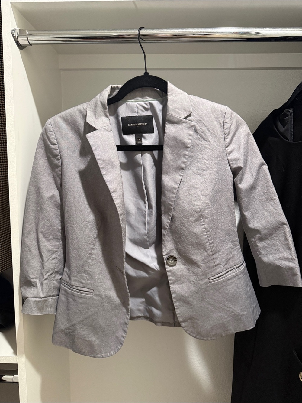 Banana Republic Light Gray Women's Blazer with Button & subtle shoulder pad